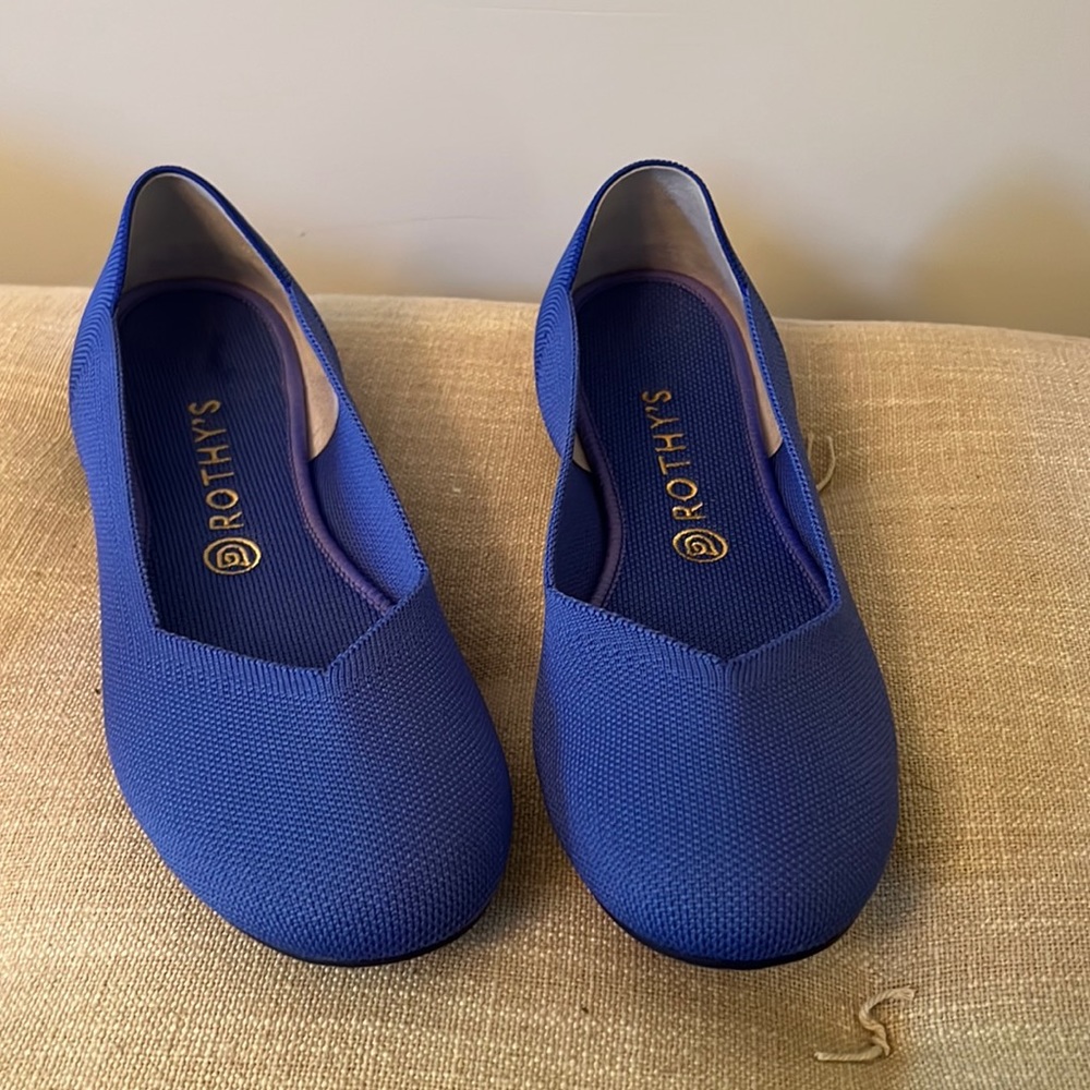 Cornflower Blue flat Rothy’s !